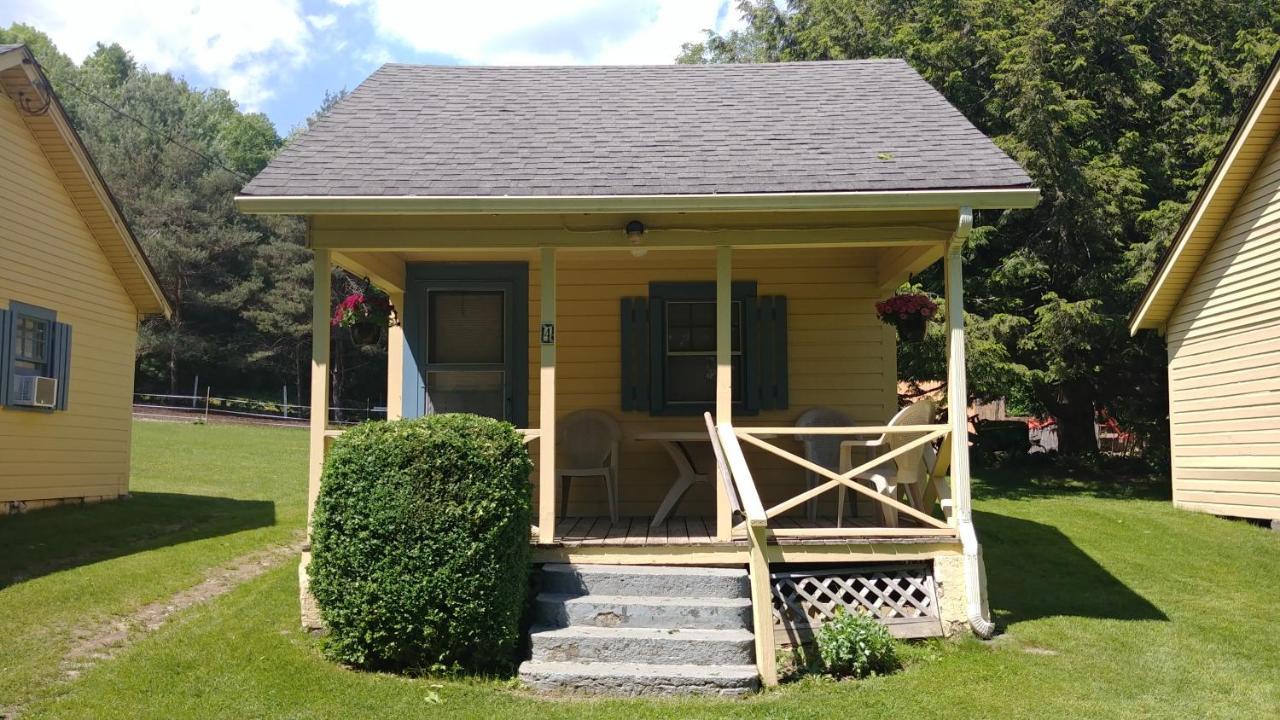 Serenity Motel Shaftsbury Exterior foto